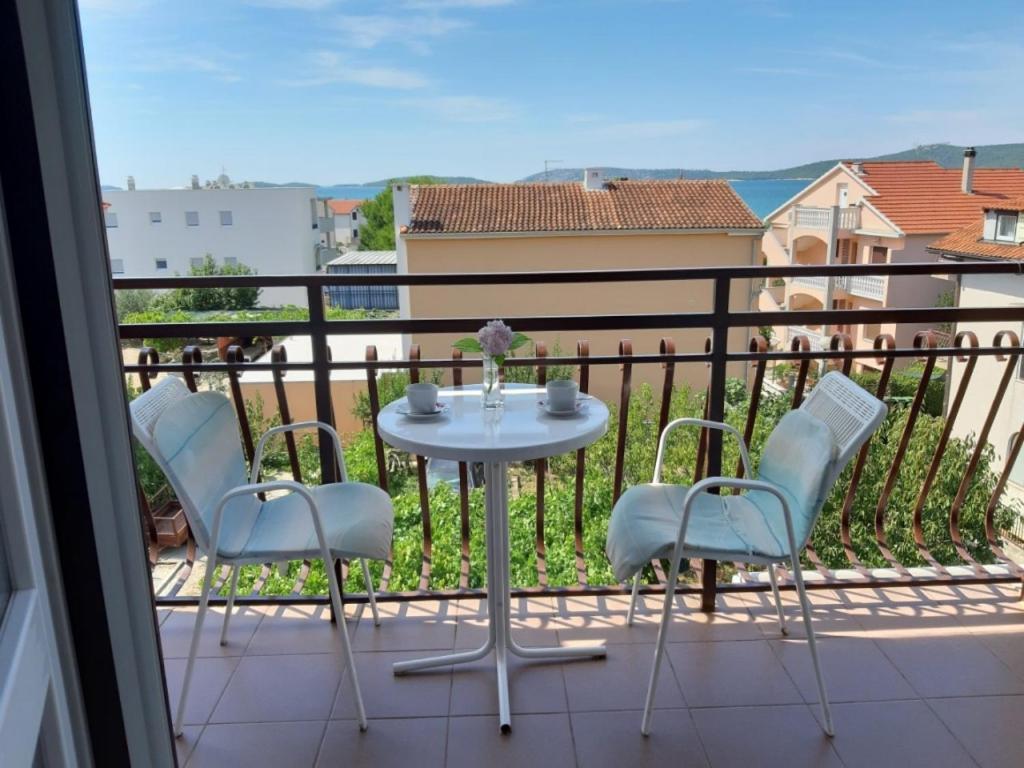 Guesthouse Brodarica Šibenik Exteriör bild